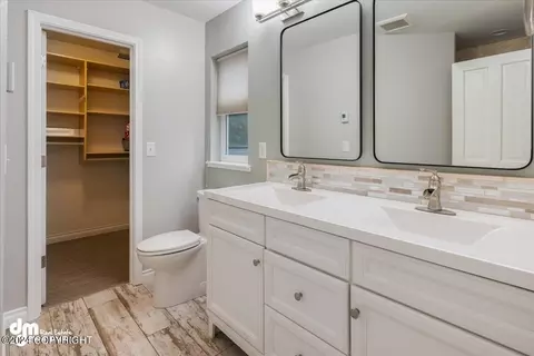 Bath - 19100 Babrof Dr, Eagle River, AK 99577 photo 1 of 5