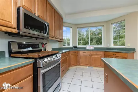 Kitchen - 12355 Division St, Anchorage, AK 99515 photo 4 of 8