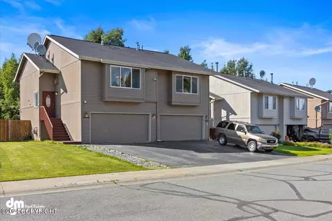 11940 Town Park Cir, Eagle River, AK 99577
