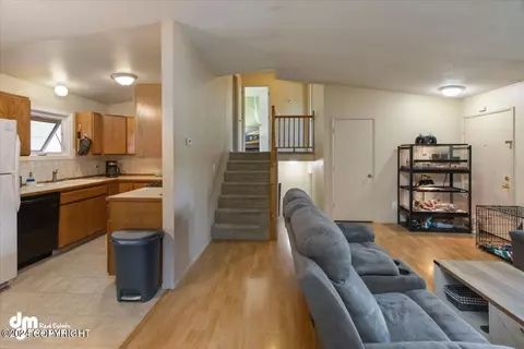 6340 E 35th Ave, Anchorage, AK 99504 photo 4