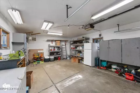 6340 E 35th Ave, Anchorage, AK 99504 photo 31