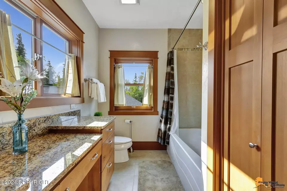 Bath - 17697 Golden View Dr, Anchorage, AK 99516 photo 4 of 8