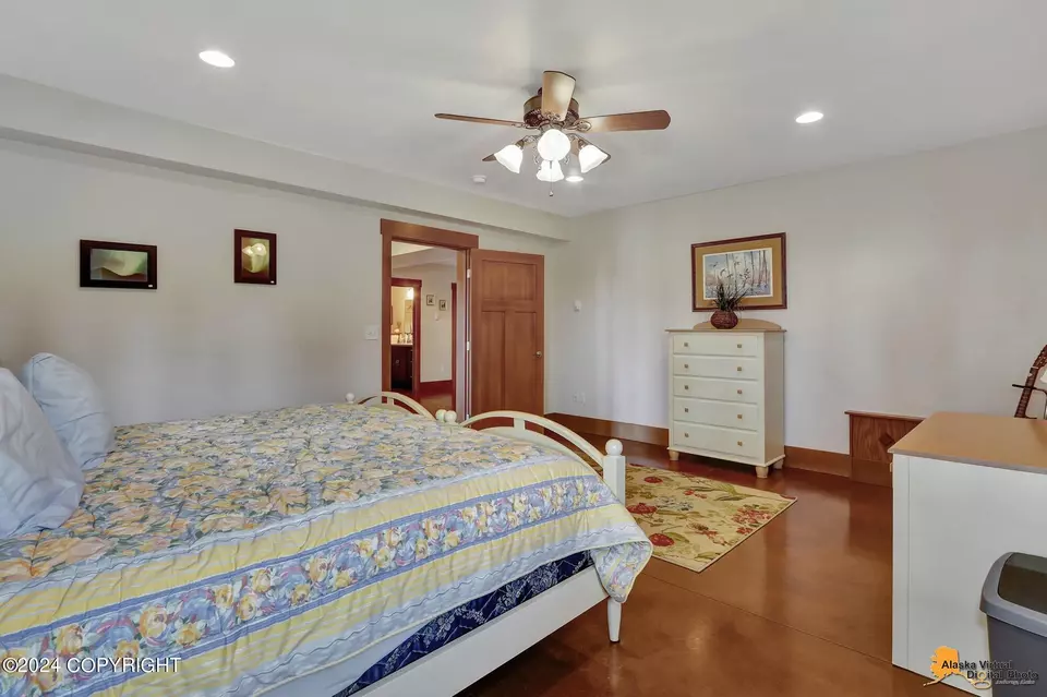 Bedroom - 17697 Golden View Dr, Anchorage, AK 99516 photo 14 of 15