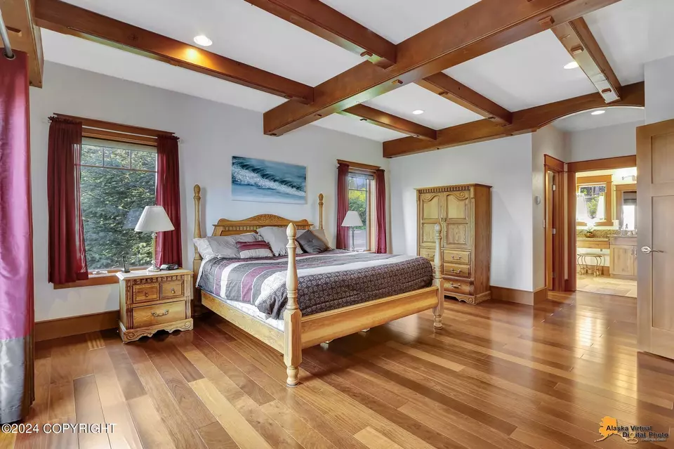 Bedroom - 17697 Golden View Dr, Anchorage, AK 99516 photo 2 of 15