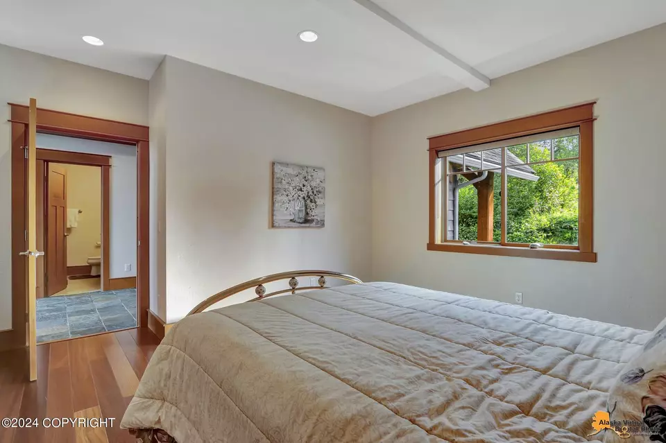 Bedroom - 17697 Golden View Dr, Anchorage, AK 99516 photo 6 of 15