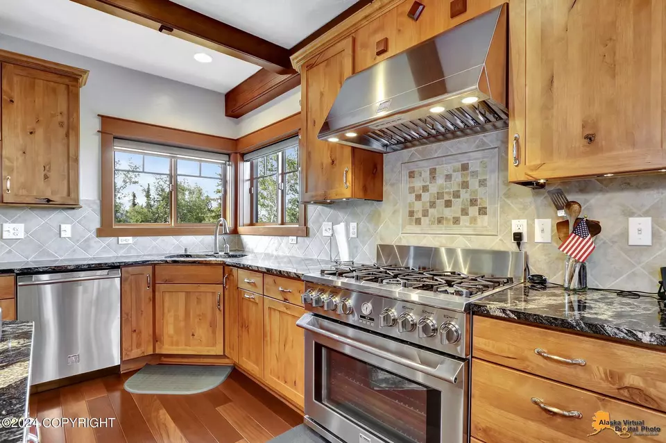 Kitchen - 17697 Golden View Dr, Anchorage, AK 99516 photo 4 of 9