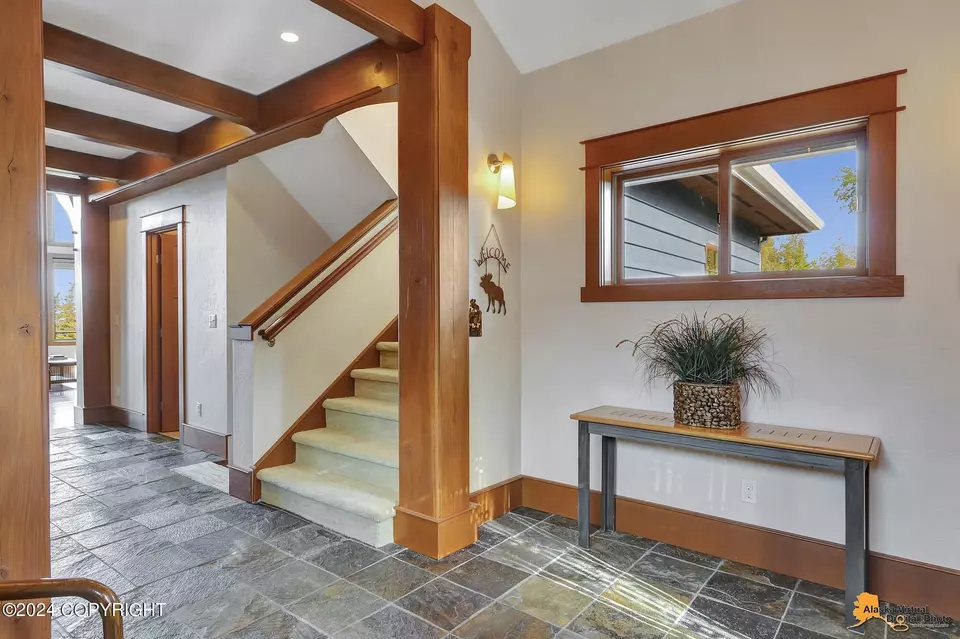 Entry Way - 17697 Golden View Dr, Anchorage, AK 99516 photo 4 of 13