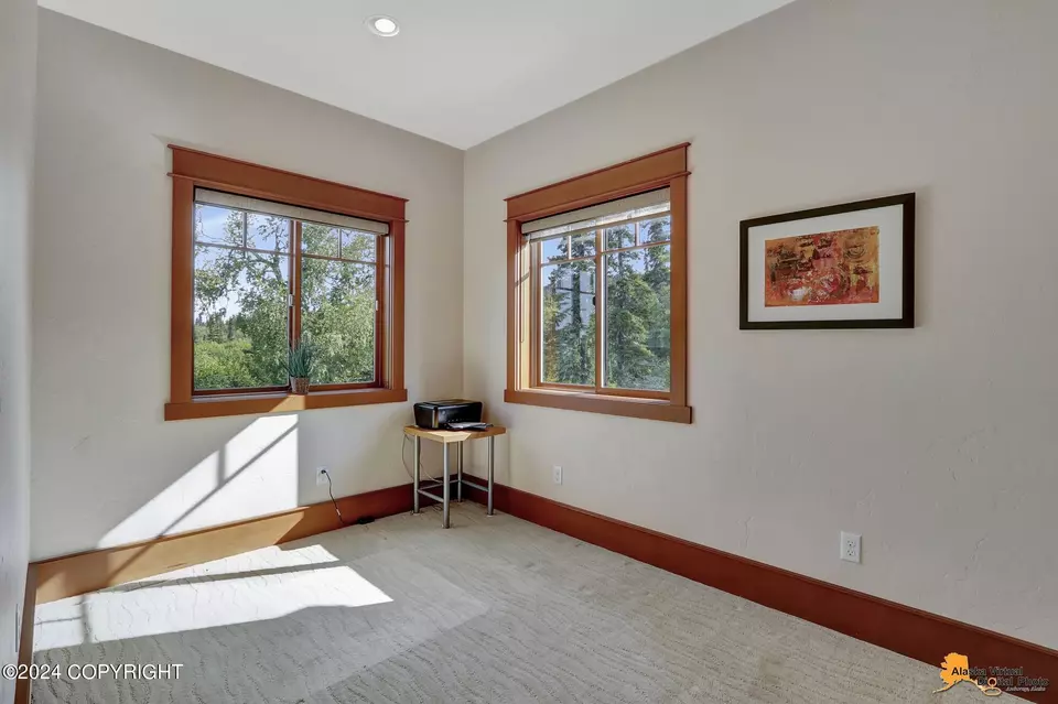 Bedroom - 17697 Golden View Dr, Anchorage, AK 99516 photo 12 of 15