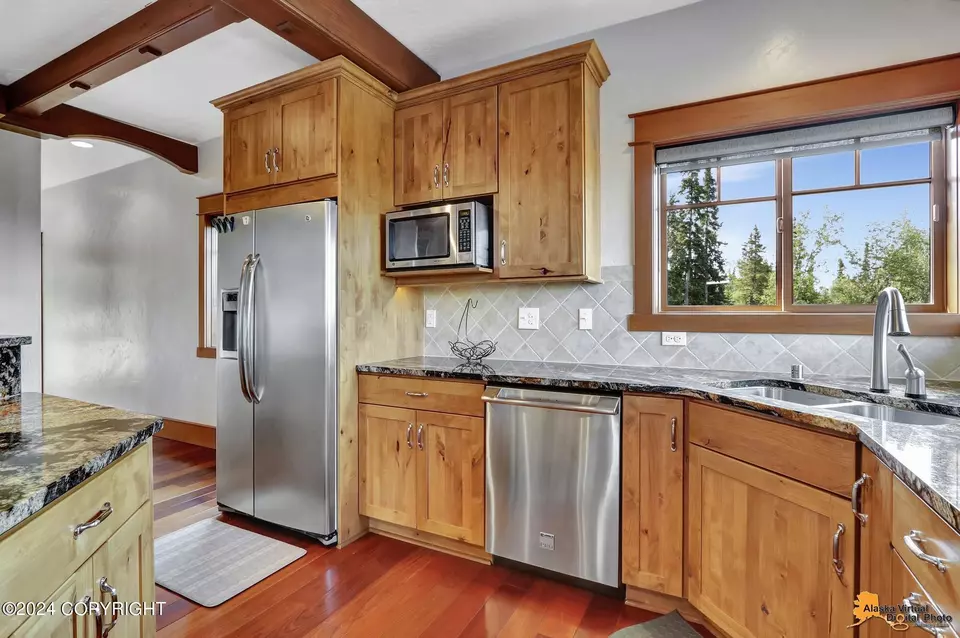 Kitchen - 17697 Golden View Dr, Anchorage, AK 99516 photo 8 of 9
