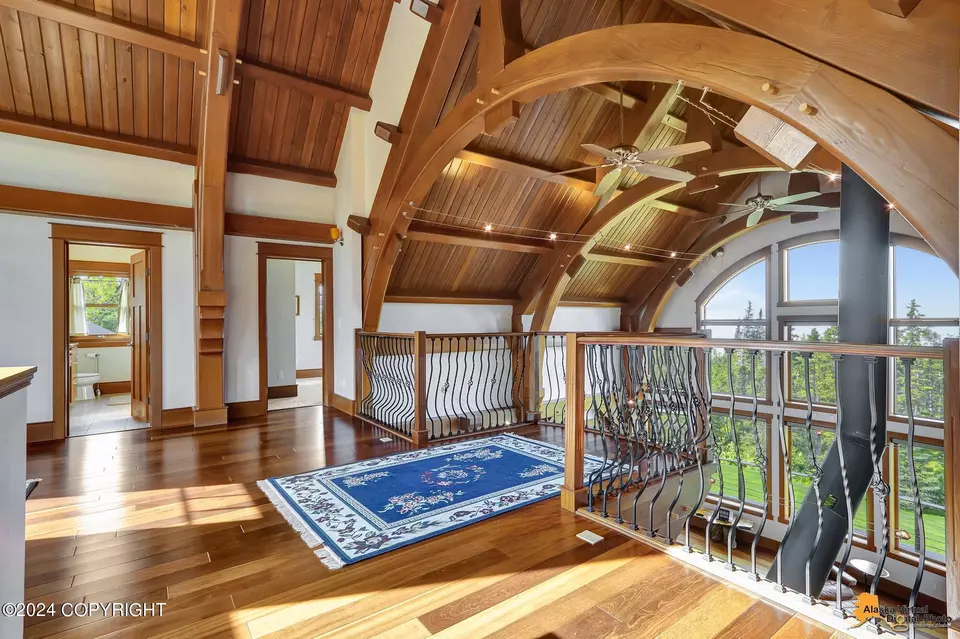 Entry Way - 17697 Golden View Dr, Anchorage, AK 99516 photo 9 of 13