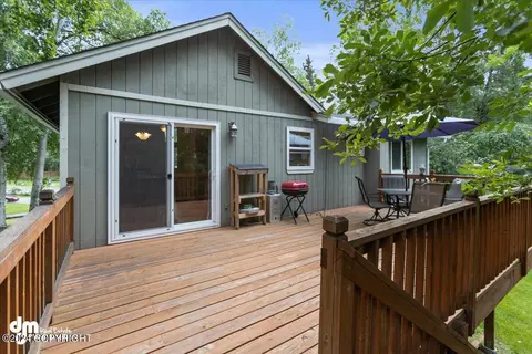 9536 Noak Cir, Eagle River, AK 99577 photo 40