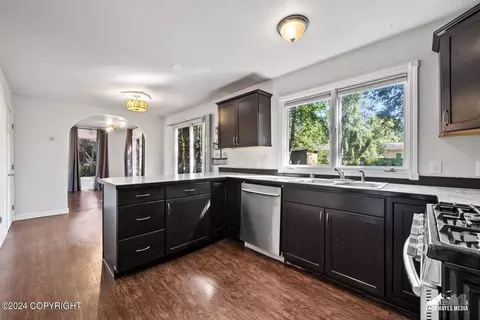 Kitchen - 16838 Riddell St, Eagle River, AK 99577 photo 4 of 7
