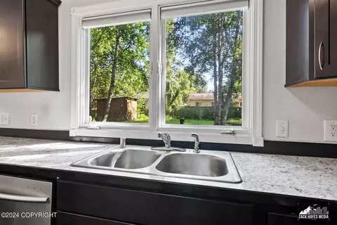 Kitchen - 16838 Riddell St, Eagle River, AK 99577 photo 5 of 7