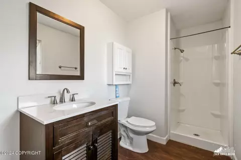 Bath - 16838 Riddell St, Eagle River, AK 99577 photo 2 of 3