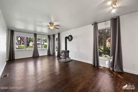 Living - 16838 Riddell St, Eagle River, AK 99577 photo 6 of 6