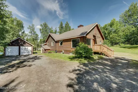 17127 Eagle River Rd, Eagle River, AK 99577