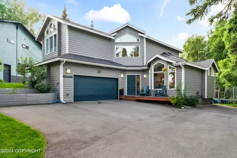 4851 Retriever Cir, Anchorage, AK 99502