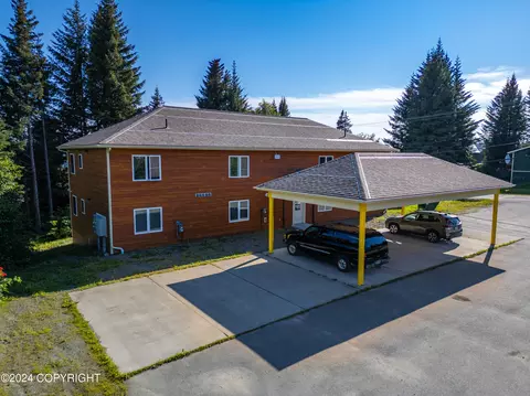 357 E Fairview Ave, Homer, AK 99603