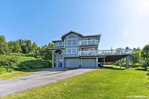 14709 Park Hills Cir, Anchorage, AK 99516