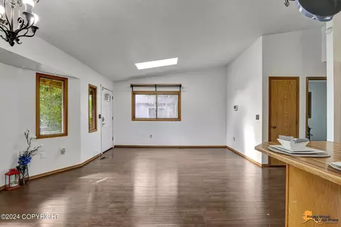 3151 Travis Ln, Anchorage, AK 99507 photo 3