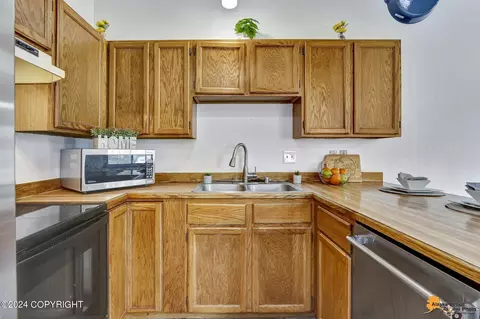 3151 Travis Ln, Anchorage, AK 99507 photo 7