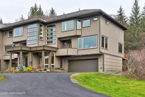 932 Quiet Creek Dr, Homer, AK 99603