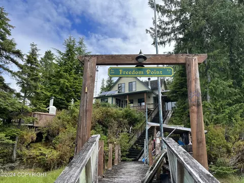 1 Freedom Pt, Ketchikan, AK 99901