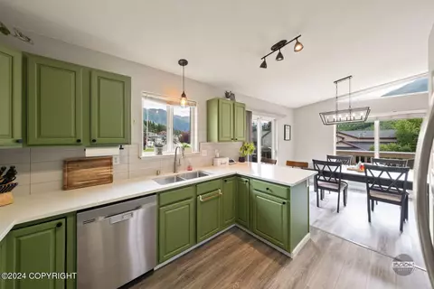 Kitchen - 19115 Trail Bay Dr, Eagle River, AK 99577 photo 5 of 5