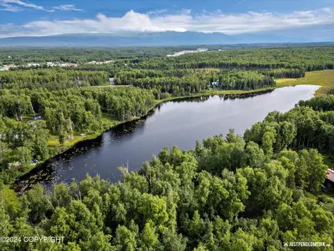 8721 W Behnke Rd, Wasilla, AK 99623