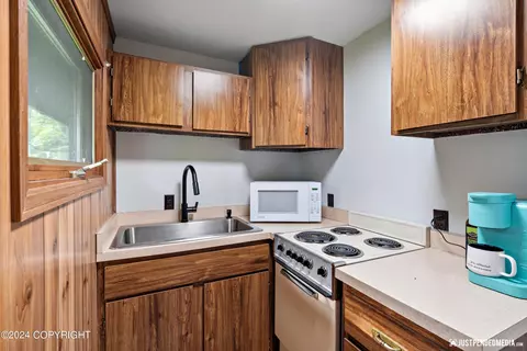 8721 W Behnke Rd, Wasilla, AK 99623 photo 15