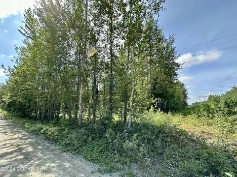 0001 Adkins Rd, Sterling, AK 99672