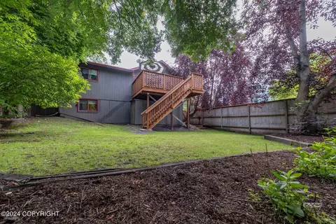 8806 Dome Cir, Eagle River, AK 99577 photo 37
