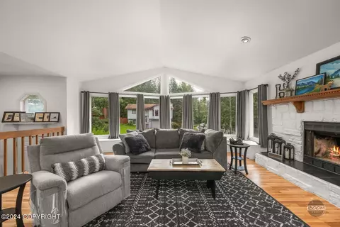 8806 Dome Cir, Eagle River, AK 99577 photo 2