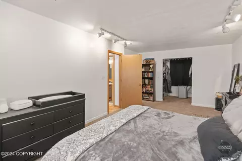 8806 Dome Cir, Eagle River, AK 99577 photo 20