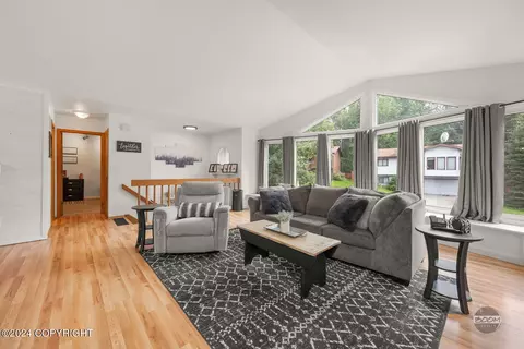8806 Dome Cir, Eagle River, AK 99577 photo 7