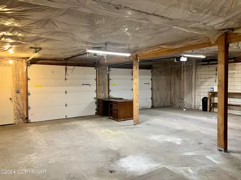 16341 Rebischke Ln, Eagle River, AK 99577 photo 5