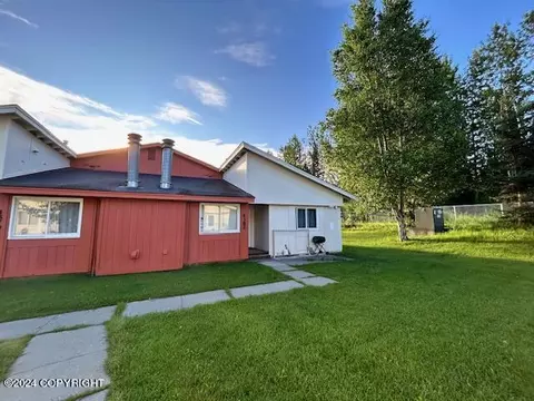 4382 Reka Dr, Anchorage, AK 99508
