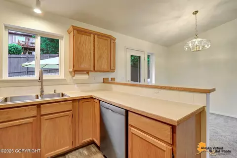 18601 Gibens Cir, Eagle River, AK 99577 photo 13