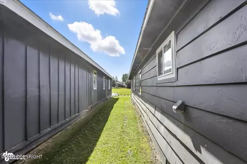 7313 Peck Ave, Anchorage, AK 99504 photo 23