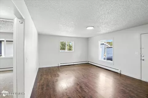 7313 Peck Ave, Anchorage, AK 99504 photo 7