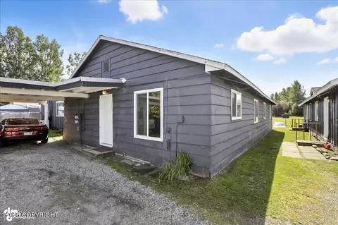 7313 Peck Ave, Anchorage, AK 99504 photo 4