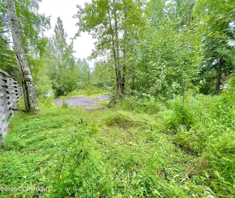 2140 Ivan Dr, Anchorage, AK 99507