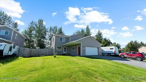 1140 S Felicia St, Palmer, AK 99645