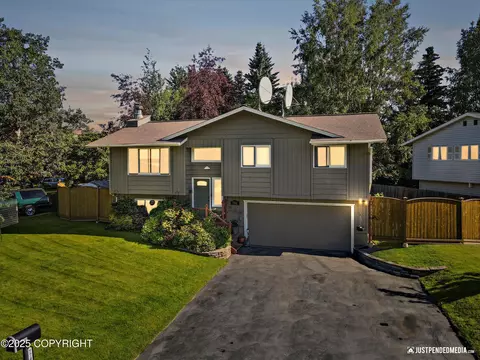 7741 Lotus Dr, Anchorage, AK 99502