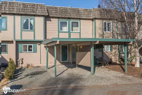 461 Atlantis Ave, Anchorage, AK 99518