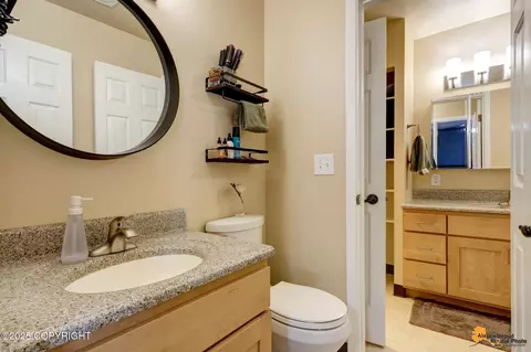 Bath - 2201 Daybreak Ct, Anchorage, AK 99501 photo 1 of 2