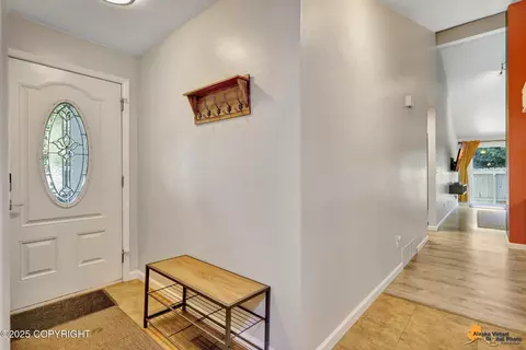 Entry Way - 2201 Daybreak Ct, Anchorage, AK 99501 photo 1 of 2