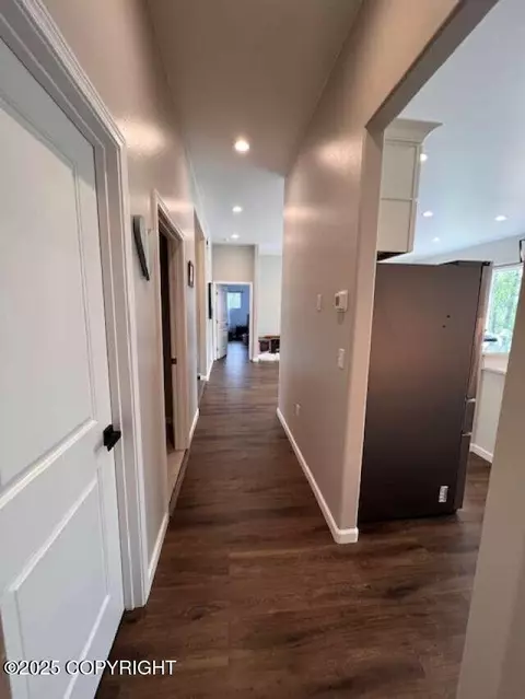 Entry Way - 1906 E Ridgeview Dr, Wasilla, AK 99654 photo 6 of 7