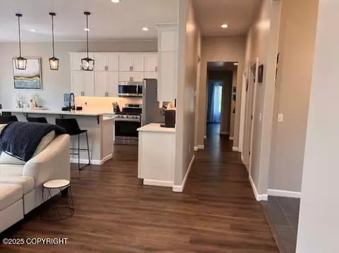 Entry Way - 1906 E Ridgeview Dr, Wasilla, AK 99654 photo 3 of 7
