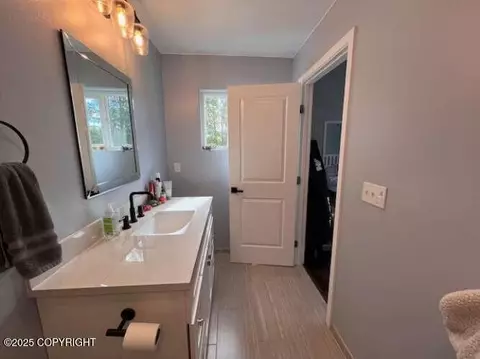 Bath - 1906 E Ridgeview Dr, Wasilla, AK 99654 photo 2 of 9